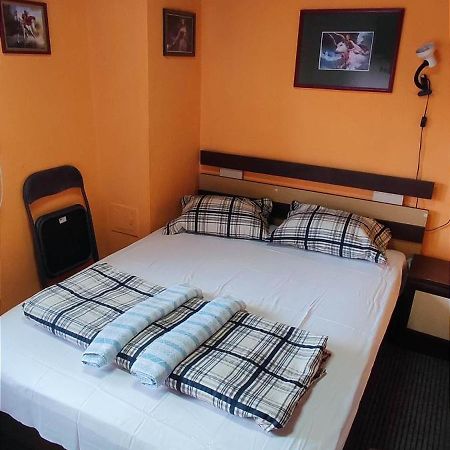 Стаи За Гости Ореха Троян Private Rooms Oreha Exteriör bild
