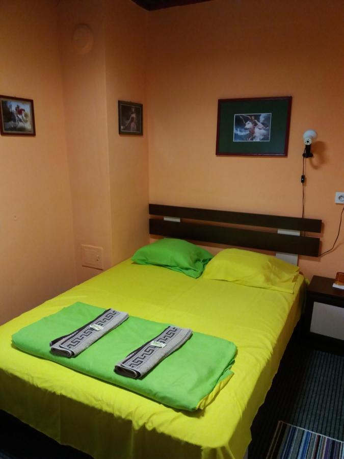 Стаи За Гости Ореха Троян Private Rooms Oreha Exteriör bild